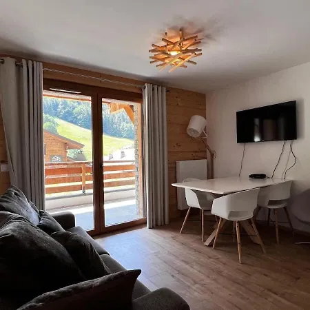 Modern With Sauna & Large Balcony 모르진